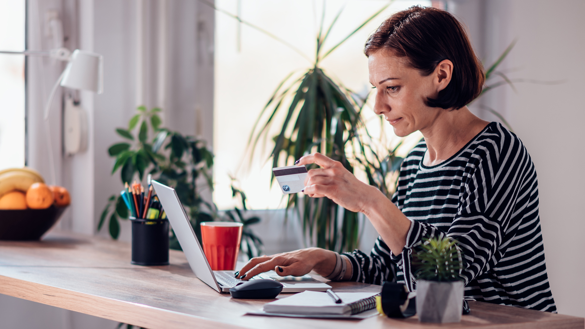 4 Ways Freelance Agencies can Go PRO with a Virtual Phone System