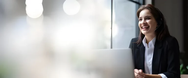 BusinesswomanVoIPcalling 2 1 768x320